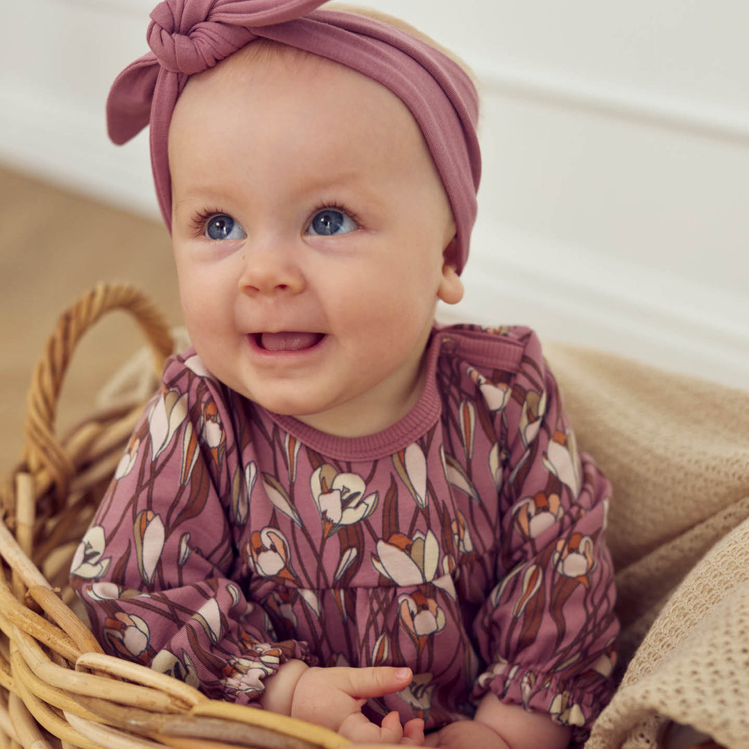 Set aus Babykleid und Babyleggings