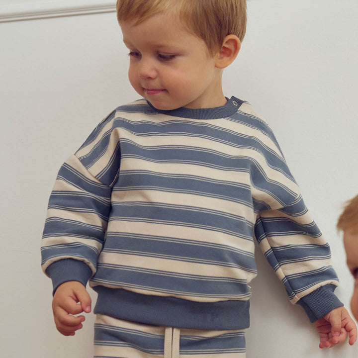 Set aus Babysweatshirt und Babyhose