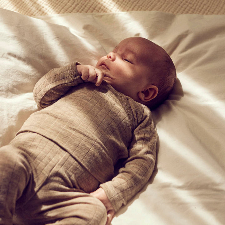 Baby Wickeljacke aus Merinowolle